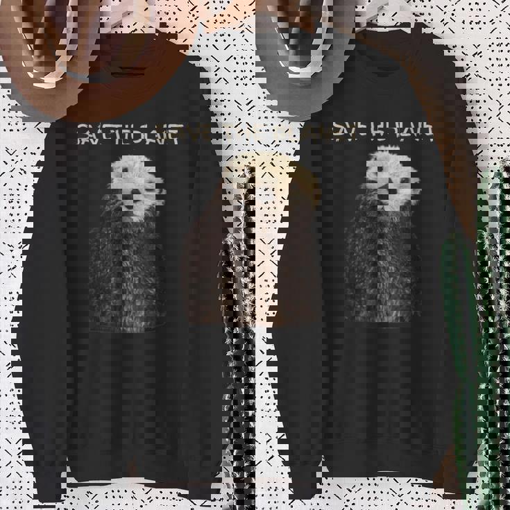 Save The Planet かわいいラッコ。 スウェットシャツ 年配の女性への贈り物