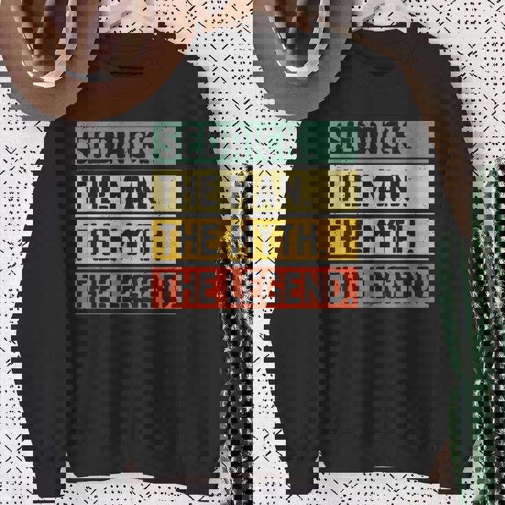 Sedrick The Man The Myth The Legend面白い パーソナライズ 引用 スウェットシャツ 年配の女性への贈り物