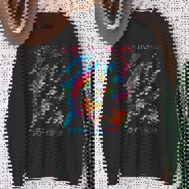 Stop Finning ジンベエザメ シュモクザメサメの種類タイダイ スウェットシャツ 年配の女性への贈り物