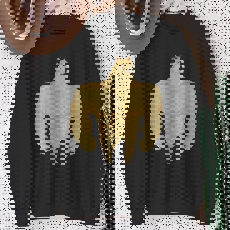 Swole Doge ミームギフトtシャツ スウェットシャツ 年配の女性への贈り物