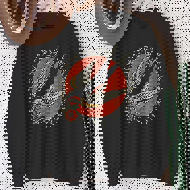 To Have Faith Is To Have Wings Oldchoolwallow Tattooスワロータトゥー スウェットシャツ 年配の女性への贈り物