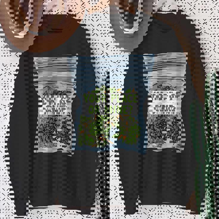 Your Place Or Mine スウェットシャツ 年配の女性への贈り物