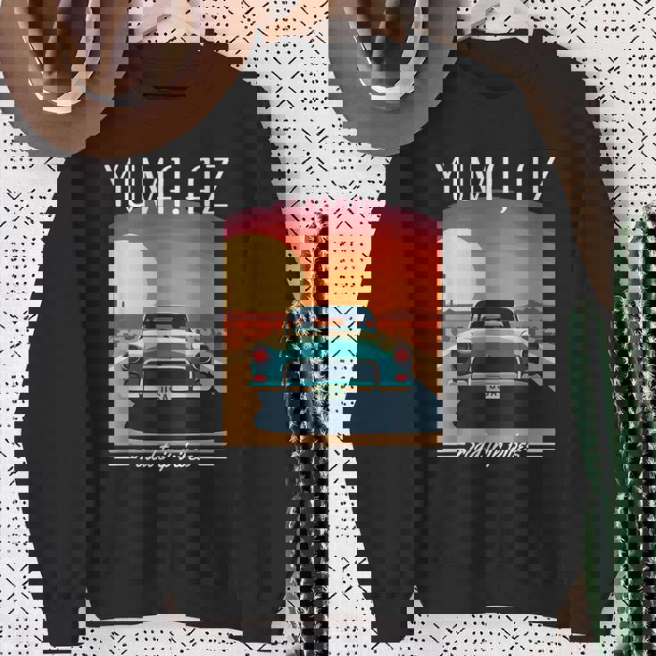 Yuma Az レトロハイウェイ ノスタルジック ヴィンテージカーデザイン スウェットシャツ 年配の女性への贈り物