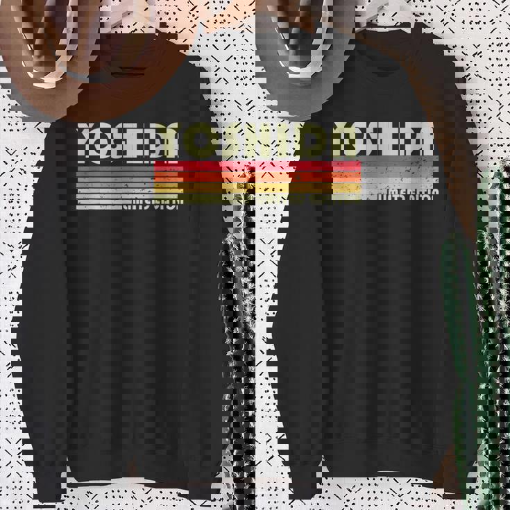 【吉田 芳田 よしだ】名前 名字 家族お揃い ギャグ ネタ ウケ狙い 贈り物 ギフト 面白い おもしろ スウェットシャツ 年配の女性への贈り物