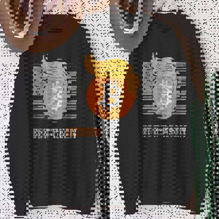 ありがとうトランプアメリカ ビットコインプレジデント就任式ジョーク スウェットシャツ 年配の女性への贈り物