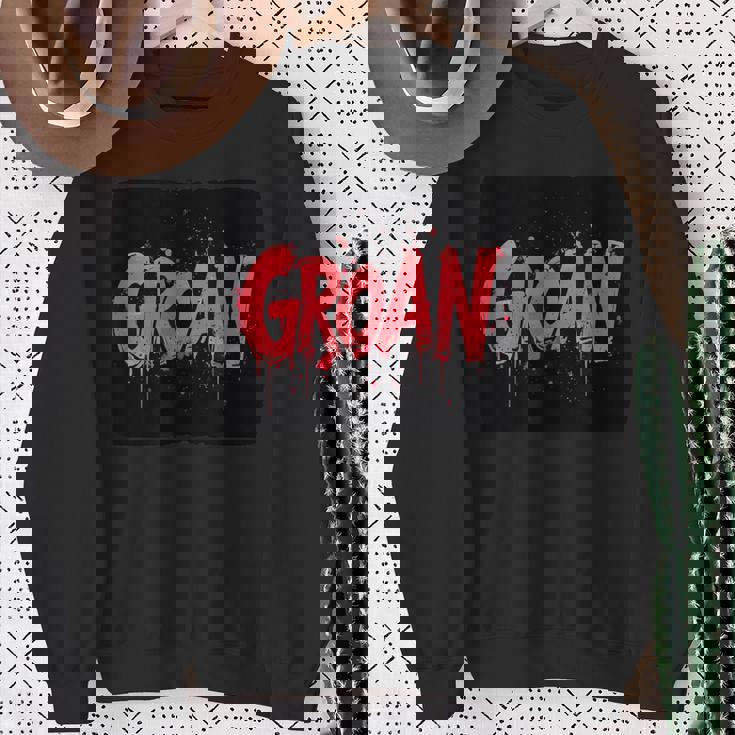 うめき声の衣装で苦労を表現しましょう。 スウェットシャツ 年配の女性への贈り物