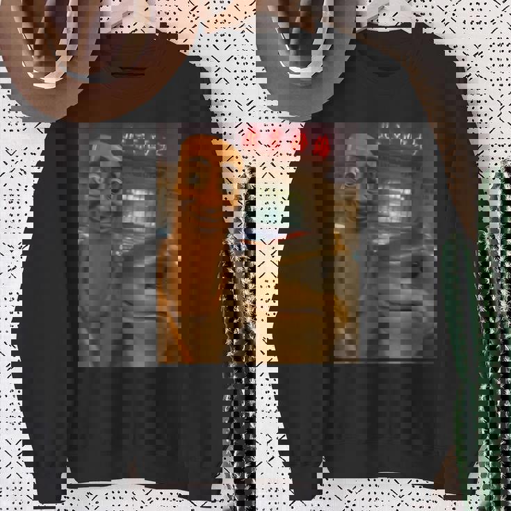 おもしろい Tung Tung Tungahur Tralero Tralalaelfie Brainrot スウェットシャツ 年配の女性への贈り物