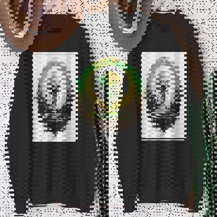 かわいいグリーンエイリアンヘッドufoスペースフェイス スウェットシャツ 年配の女性への贈り物