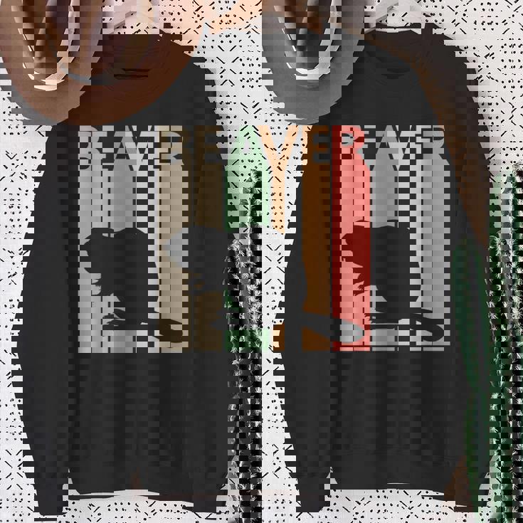 かわいいビーバーの動物 スウェットシャツ 年配の女性への贈り物