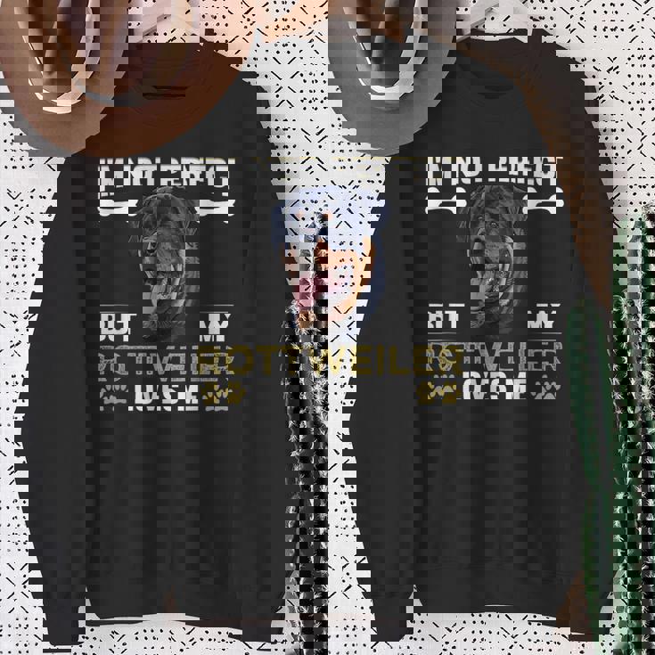 しかし、私のロットワイラーは私を愛している 犬の恋人 ロットワイラー スウェットシャツ 年配の女性への贈り物