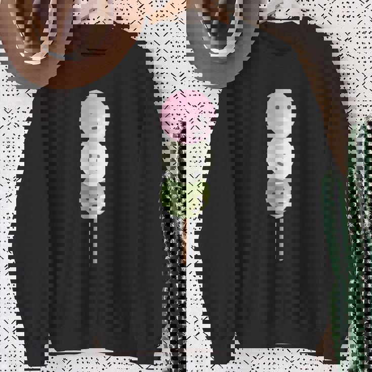 だんご 団子 和菓子 三色団子 三兄弟 だんご好き かわいい おもしろ しろ スウェットシャツ 年配の女性への贈り物