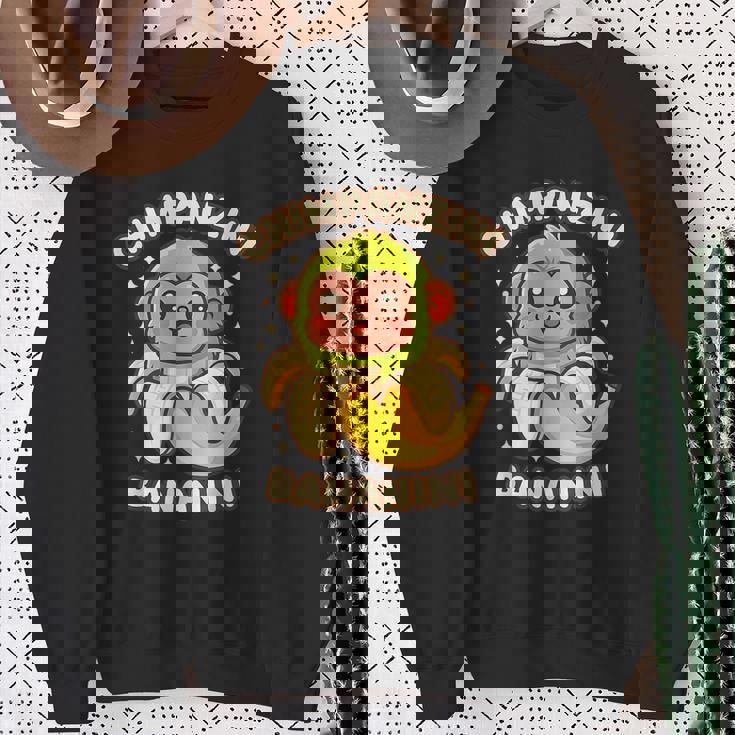 ちびカワイイチンパンジーニバナニーニ イタリアブレインロットミーム スウェットシャツ 年配の女性への贈り物