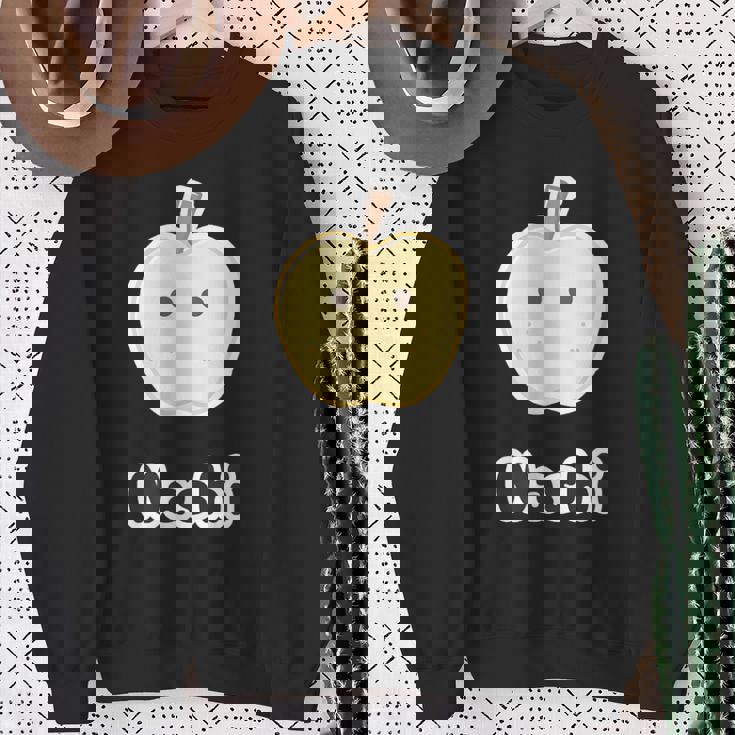 なし 梨 Nashi【変なtシャツ屋さん】秋 果物 ゆるくて かわいい 面白い イラスト スウェットシャツ 年配の女性への贈り物