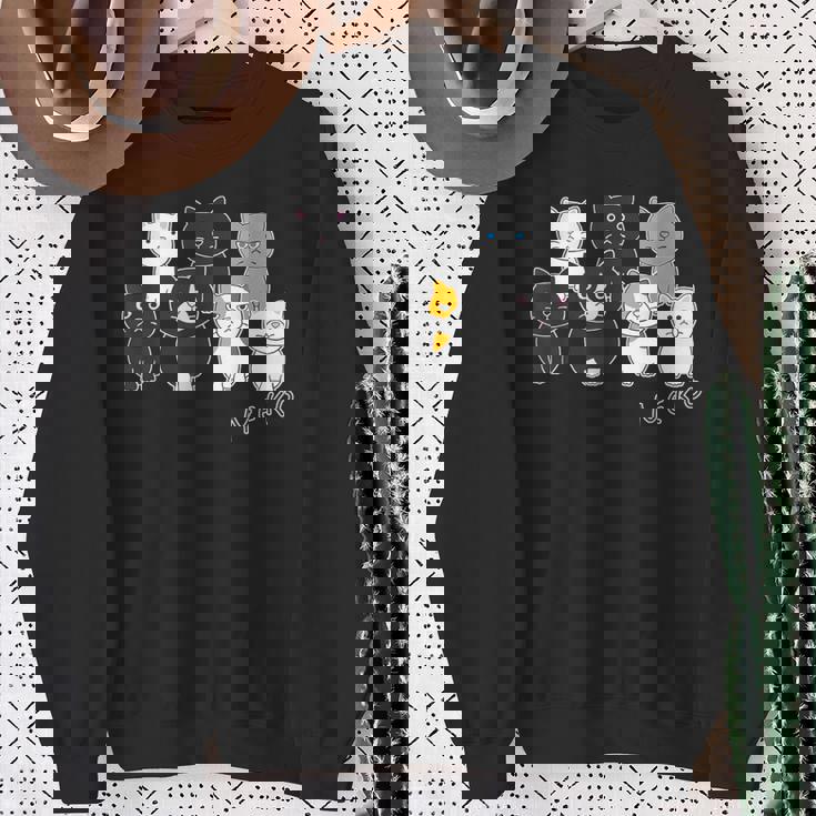 ねこさん『ウチノネコドコ』ハチワレ 黒猫 三毛猫 白猫 Neko【どうぶつフレンズ】フキゲンネコ 猫 動物 イラスト スウェットシャツ 年配の女性への贈り物