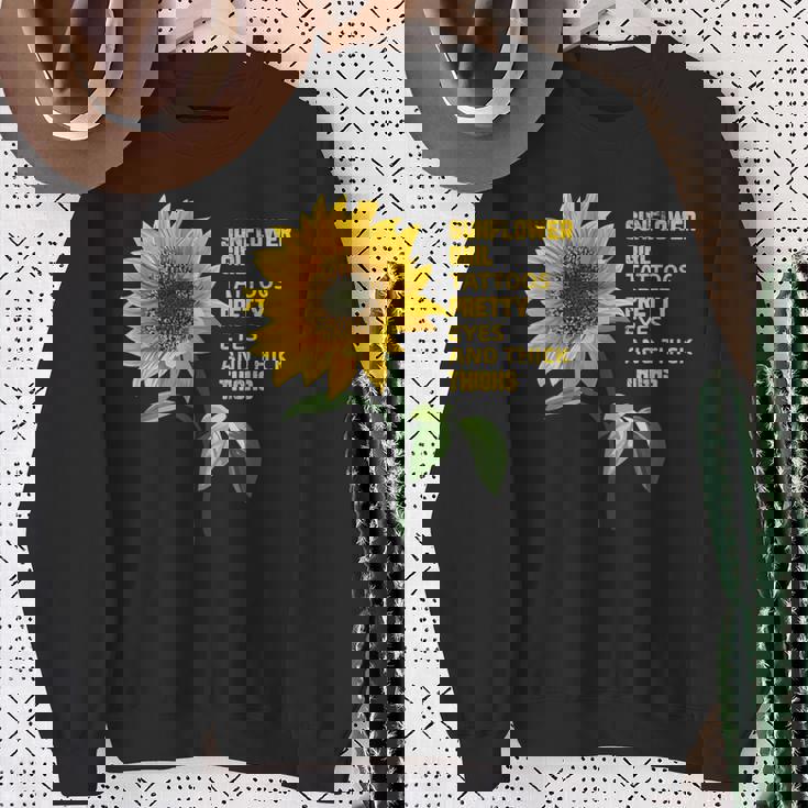 ひまわりガール タトゥー かわいい目 太腿 スウェットシャツ 年配の女性への贈り物