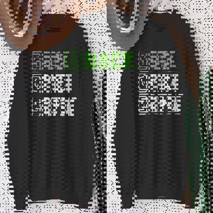 へのギフト ハック パッチ リピート エシカル ハッカー サイバーセキュリティ スウェットシャツ 年配の女性への贈り物