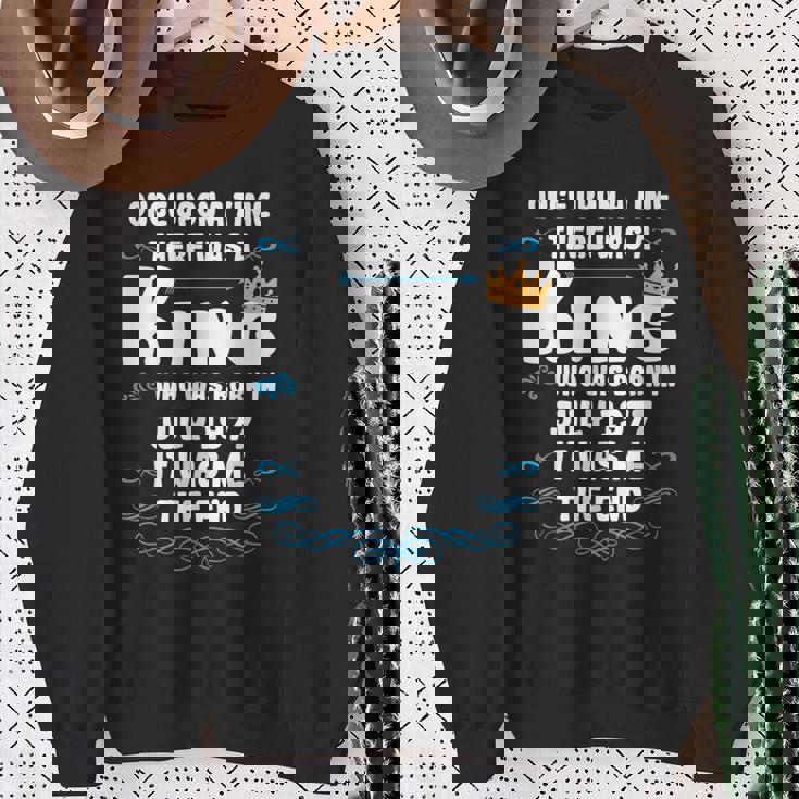 むかしむかし、王様がいました。1977年7月誕生日 スウェットシャツ 年配の女性への贈り物