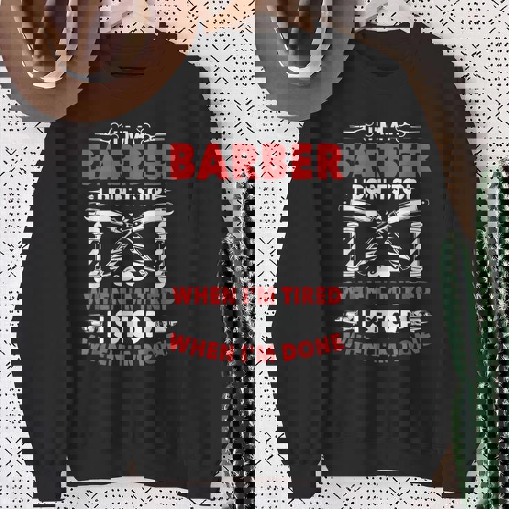 やったら床屋止まるよ美容師理髪師プレゼント スウェットシャツ 年配の女性への贈り物