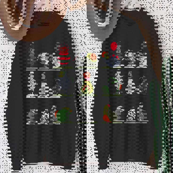 アボカド ヨガ ハロウィン モンスター スウェットシャツ 年配の女性への贈り物