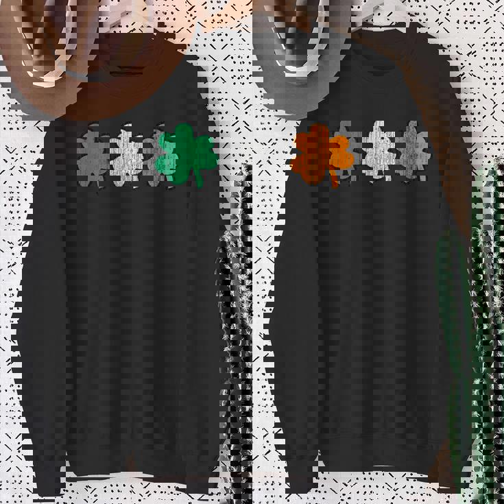 アンティーク調 シャムロック レトロスタイル アイリッシュ 三つ葉 クローバー かわいい スウェットシャツ 年配の女性への贈り物