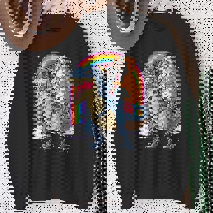 イングリッシュブルドッグ ユニコーン ライディング ダイナソー Tレックス ギフト メンズ レディース スウェットシャツ 年配の女性への贈り物