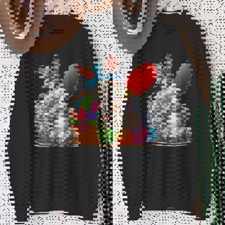 イースターバニー卓球ウサギイースターエッグ卓球 スウェットシャツ 年配の女性への贈り物