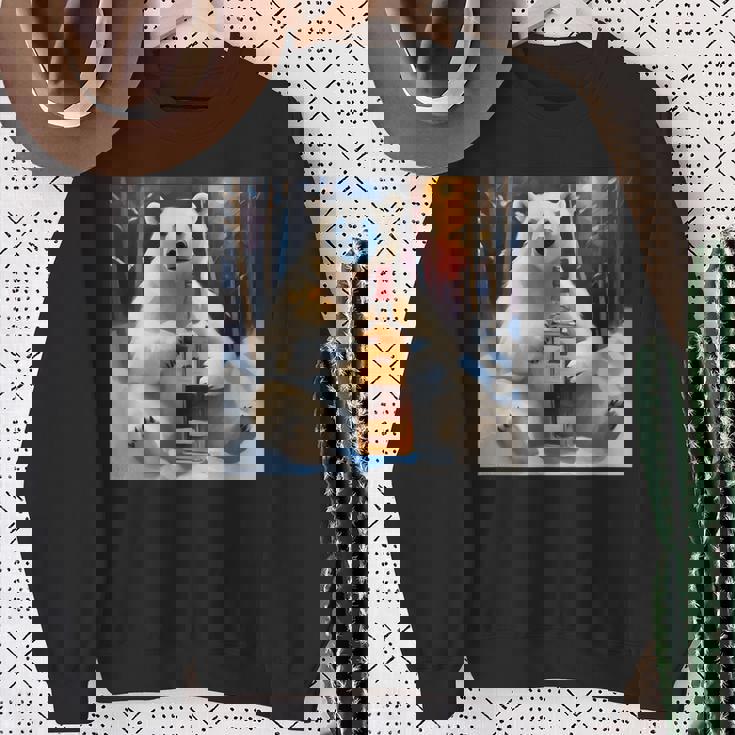 ウイスキーが飲みたいと目で訴える白熊 半袖 男女兼用 スウェットシャツ 年配の女性への贈り物