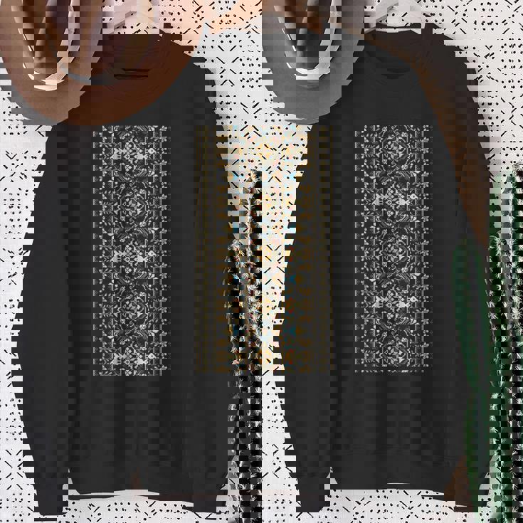 ウクライナ刺繍vyshyvanka エスニック スウェットシャツ 年配の女性への贈り物