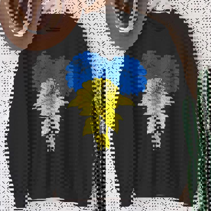 ウクライナ国旗 ひまわり ヴィンテージ ウクライナ支援 ウクライナ スウェットシャツ 年配の女性への贈り物