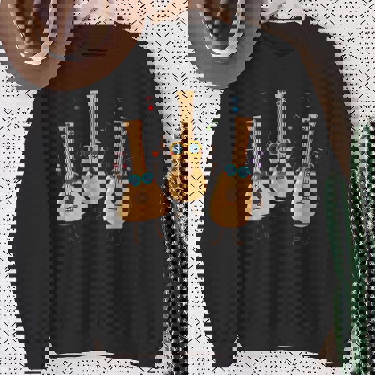 ウクレレダンス ウクレレパーティー 夏の音楽家 スウェットシャツ 年配の女性への贈り物