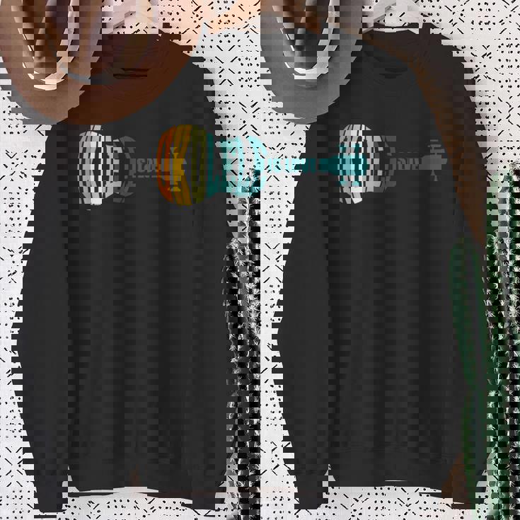 ウクレレ・イズ・ラブ アコースティック ハワイアン ミュージシャン ウクレレ アロハ ギター スウェットシャツ 年配の女性への贈り物