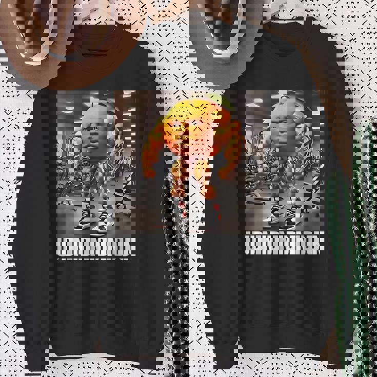 ウディンドゥン-イタリアンブレインロットミーム スウェットシャツ 年配の女性への贈り物