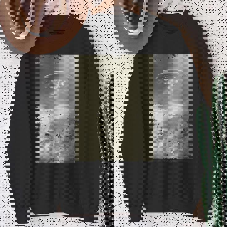 エイリアン Ufo の侵略 面白いハムスターの自撮り スウェットシャツ 年配の女性への贈り物