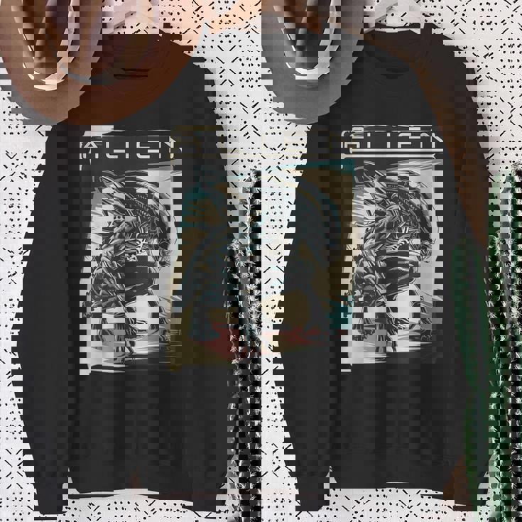 エイリアンxenomorphイラストポスター。 スウェットシャツ 年配の女性への贈り物