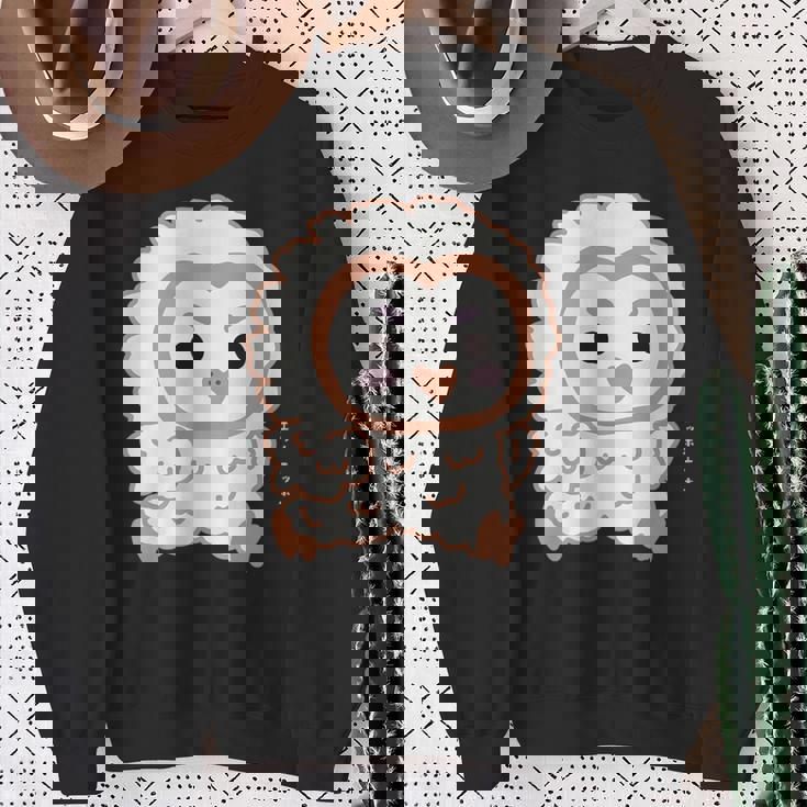 エッホエッホ 一生懸命に走るフクロウの赤ちゃん イラスト スウェットシャツ 年配の女性への贈り物