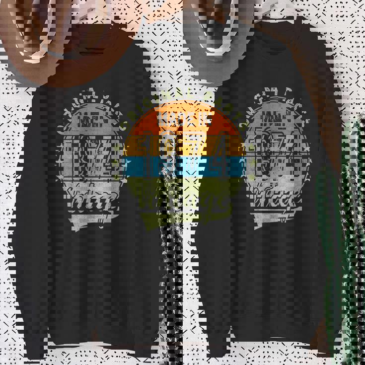 オリジナルパーツ 1974年生まれ ヴィンテージ 50歳 誕生日 レトロ スウェットシャツ 年配の女性への贈り物