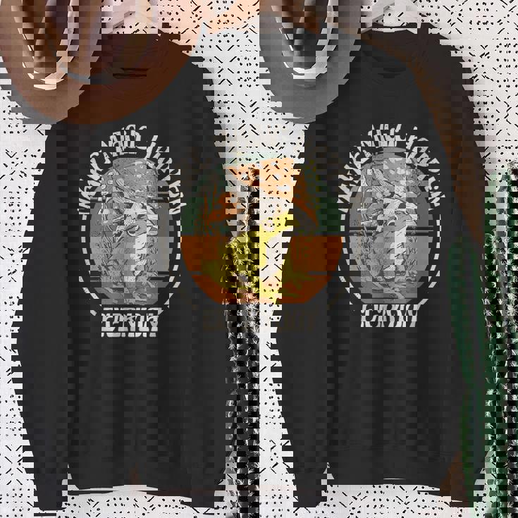 カエルとキノコ 毎日魔法を起こしましょう。 スウェットシャツ 年配の女性への贈り物