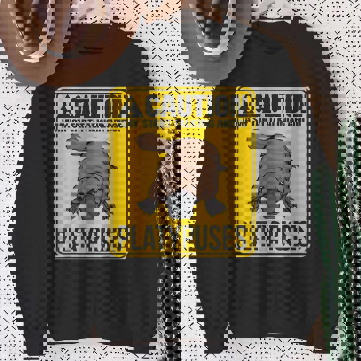 カモノハシの話を始めようかな。カモノハシ カモノハシ スウェットシャツ 年配の女性への贈り物