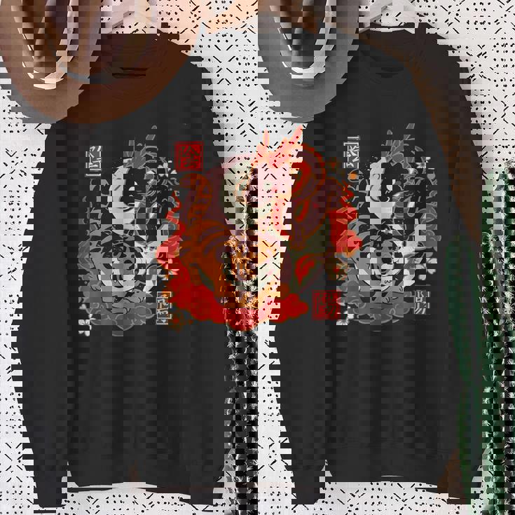 カワイイタイガーアンドドラゴンジャパン スウェットシャツ 年配の女性への贈り物