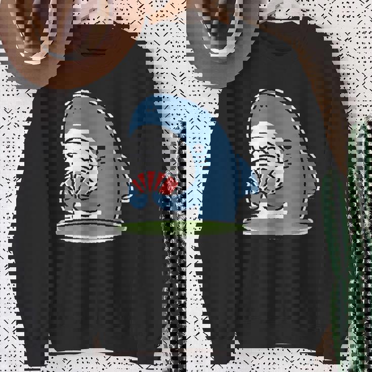 カード遊びをするサメ スウェットシャツ 年配の女性への贈り物