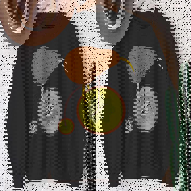 キウイフルーツバイクのキウイ鳥 スウェットシャツ 年配の女性への贈り物