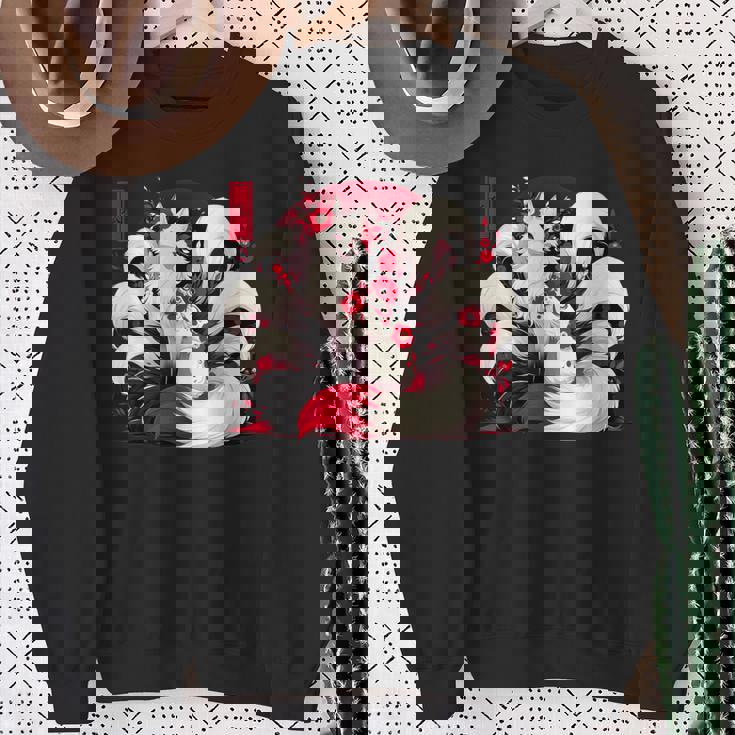 キツネ キツネ 赤いクモユリ 花 日本の九尾キツネ スウェットシャツ 年配の女性への贈り物