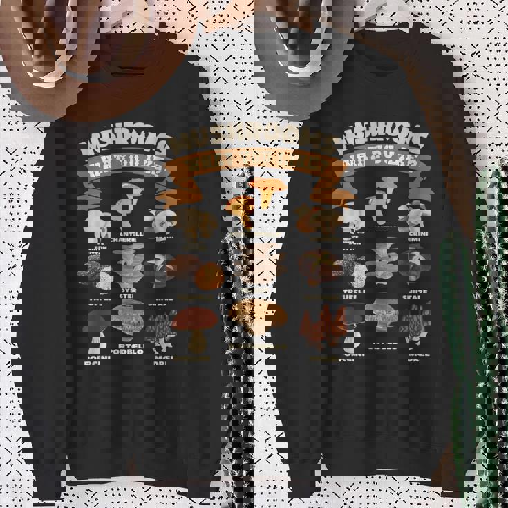 キノコ、好きなものキノコの種類 スウェットシャツ 年配の女性への贈り物