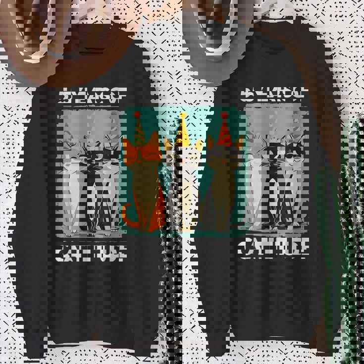 キャティチュード55歳 55歳の誕生日 猫好き 55歳 スウェットシャツ 年配の女性への贈り物