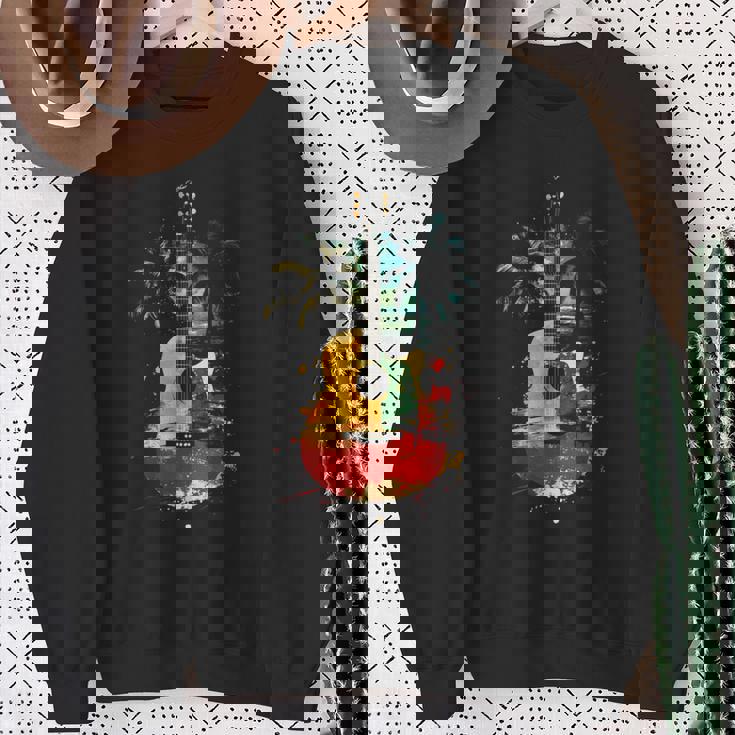 ギタープレーヤー ヤシの木 レゲエ 音楽 ギタリスト ミュージシャン 長袖tシャツ スウェットシャツ 年配の女性への贈り物
