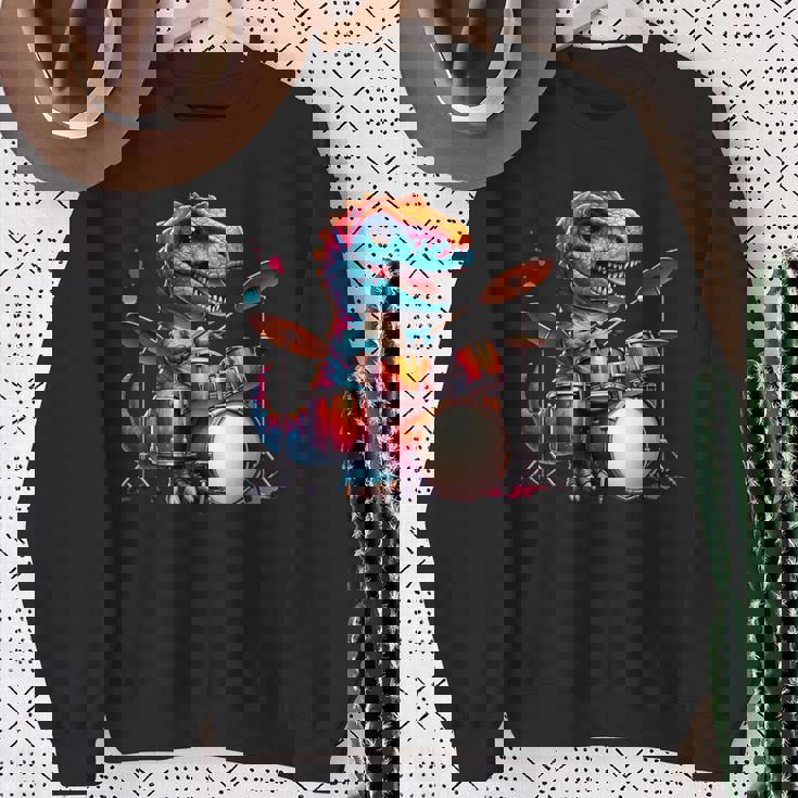 クールなt-Rex恐竜ドラマー音楽バンドデザイン。 スウェットシャツ 年配の女性への贈り物