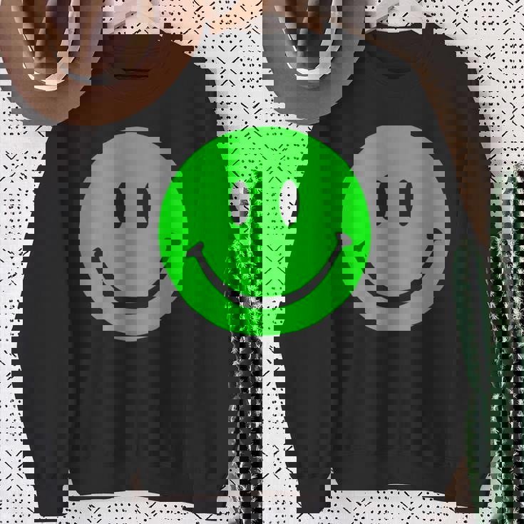 グリーン スマイリーフェイス レトロ グリーン ハッピーフェイス スウェットシャツ 年配の女性への贈り物