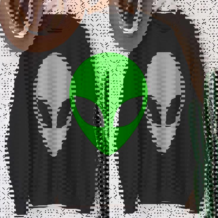 グリーンエイリアンヘッドアパレル 90年代スタイル ファニー エイリアン スウェットシャツ 年配の女性への贈り物