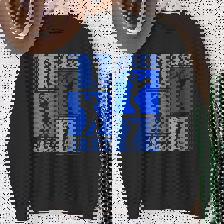 サクソフォーン奏者ジャズミュージシャンブルーミュージック スウェットシャツ 年配の女性への贈り物