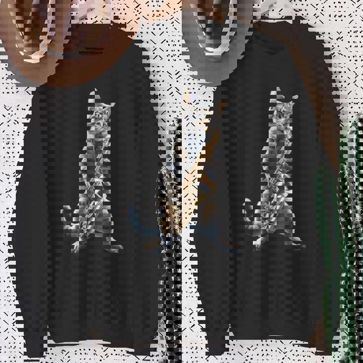 サックスを演奏する面白い猫 ジャズ サックス ミュージシャン サクソフォニスト スウェットシャツ 年配の女性への贈り物